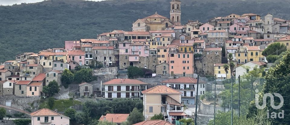 Appartamento 5 locali di 86 m² a Pietrabruna (18010)