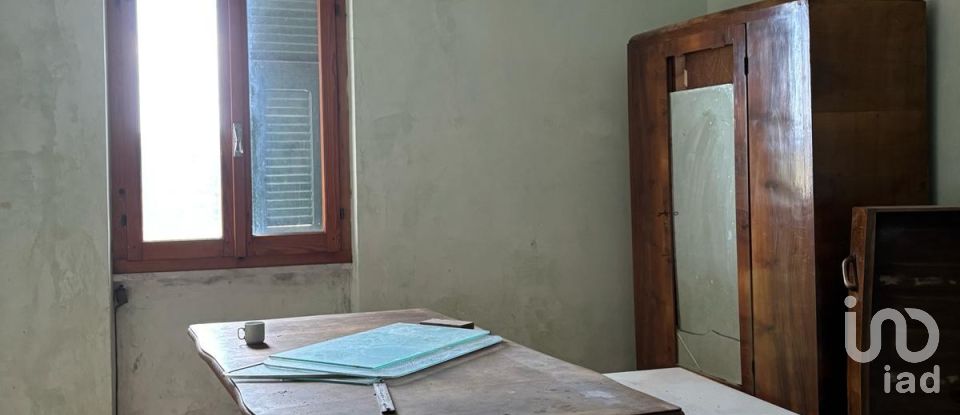 Casa indipendente 15 locali di 170 m² in Magliolo (17020)