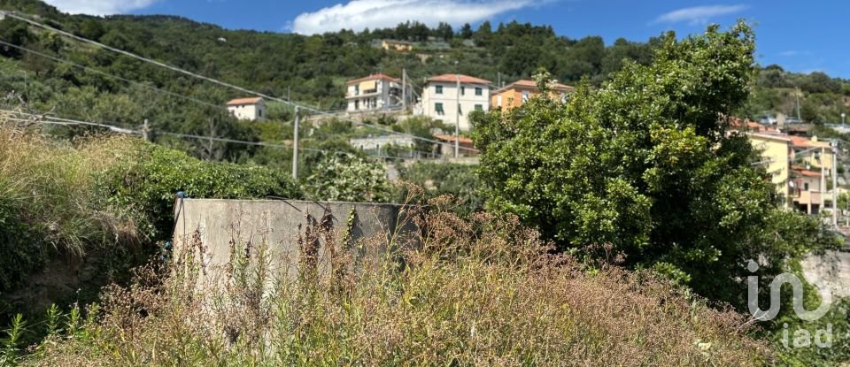 Casa indipendente 15 locali di 170 m² in Magliolo (17020)