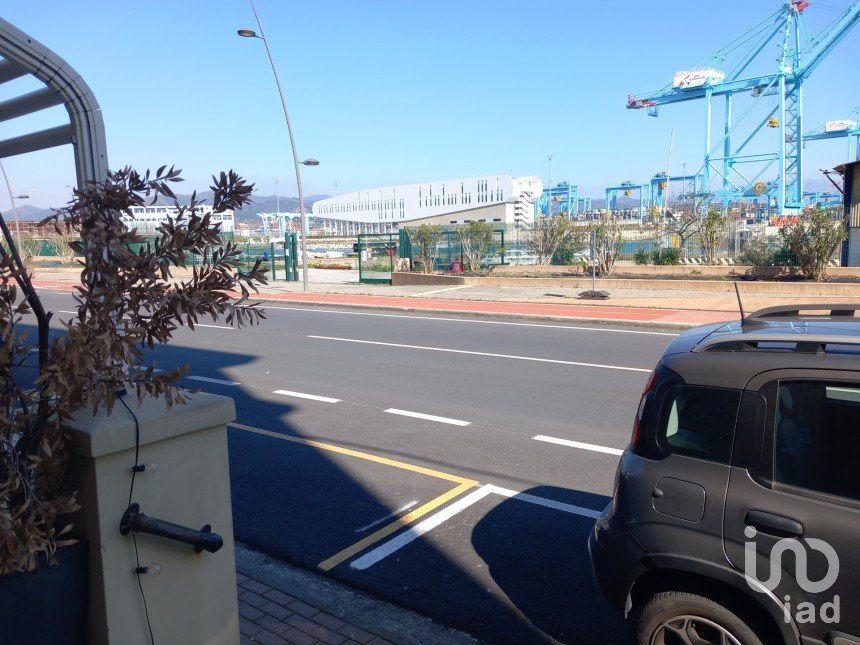 Bar-Birreria di 80 m² in Vado Ligure (17047)