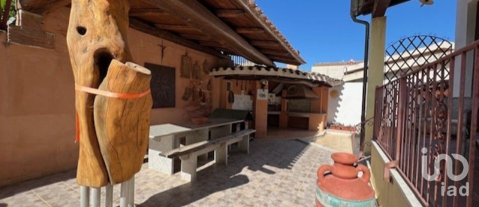 House 0 rooms of 157 m² in Tortolì (08048)