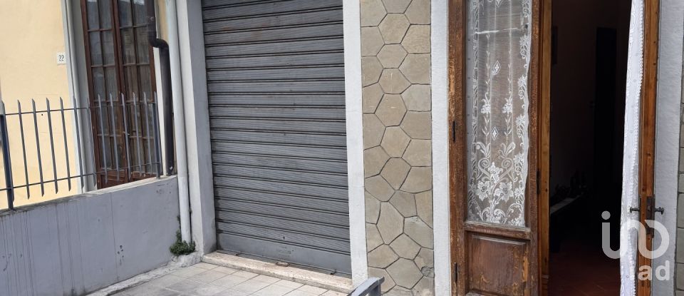 Casa indipendente 8 locali di 160 m² in Campi Bisenzio (50013)