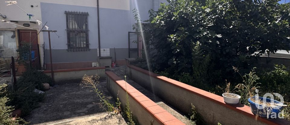 Casa indipendente 8 locali di 160 m² in Campi Bisenzio (50013)