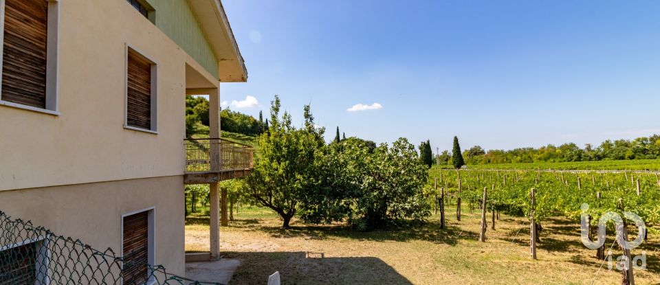 House 0 rooms of 340 m² in Fumane (37022)