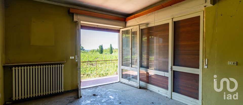 House 0 rooms of 340 m² in Fumane (37022)