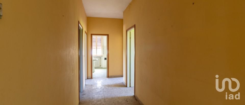 House 0 rooms of 340 m² in Fumane (37022)