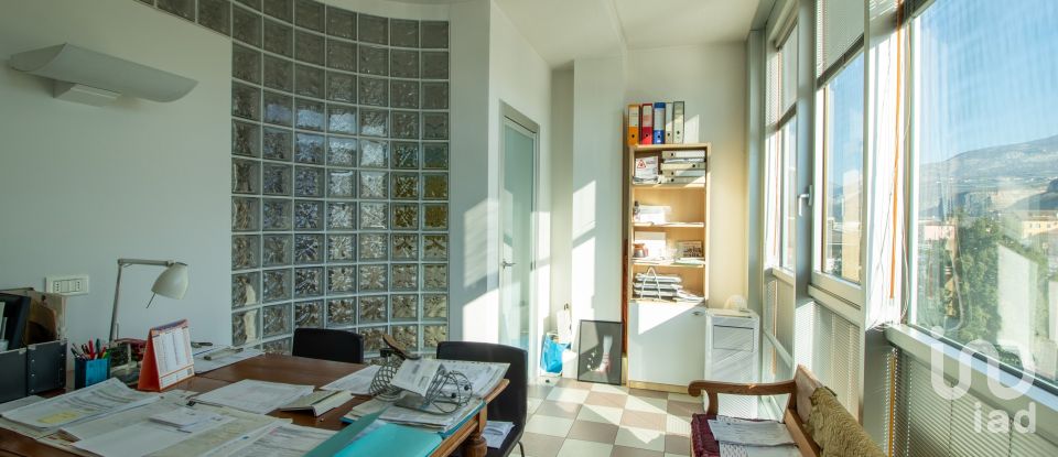 Laboratorio di 95 m² in Sant'Ambrogio di Valpolicella (37015)