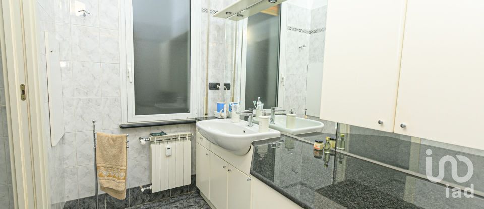Appartamento 6 locali di 100 m² a Genova (16155)