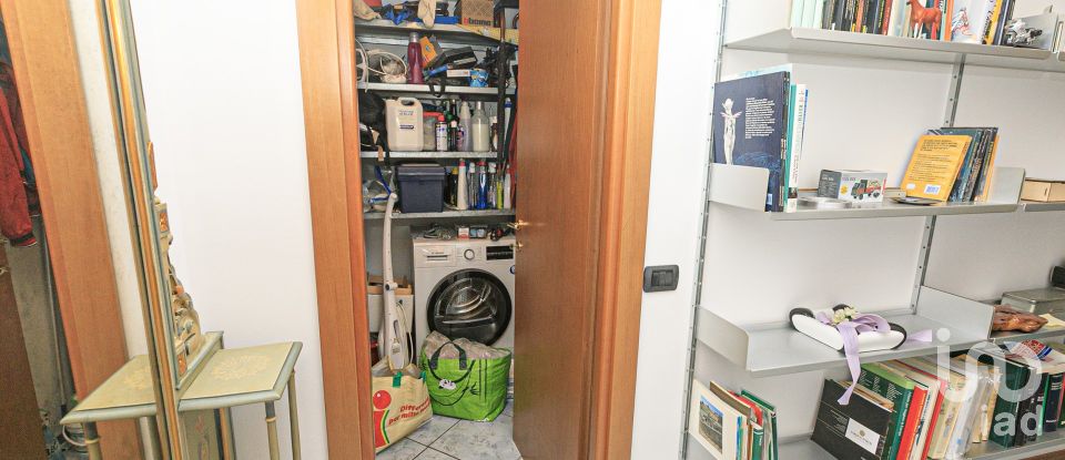 Appartamento 6 locali di 100 m² a Genova (16155)