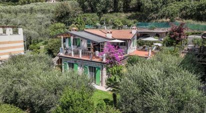 Casa indipendente / Villa 6 locali di 270 m² in Torri del Benaco (37010)