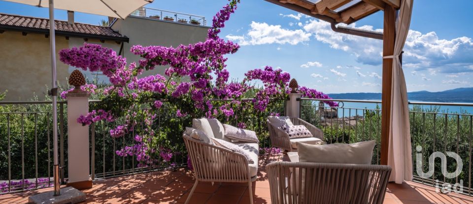 House 6 rooms of 270 m² in Torri del Benaco (37010)