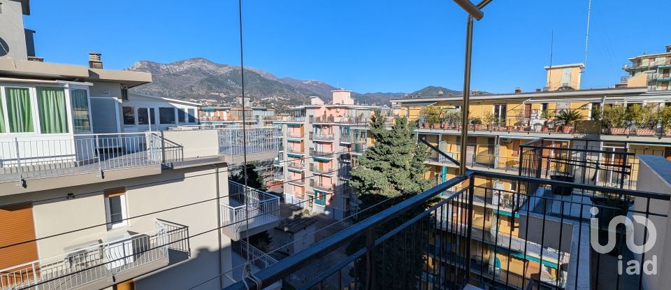 Trilocale di 61 m² a Borghetto Santo Spirito (17052)