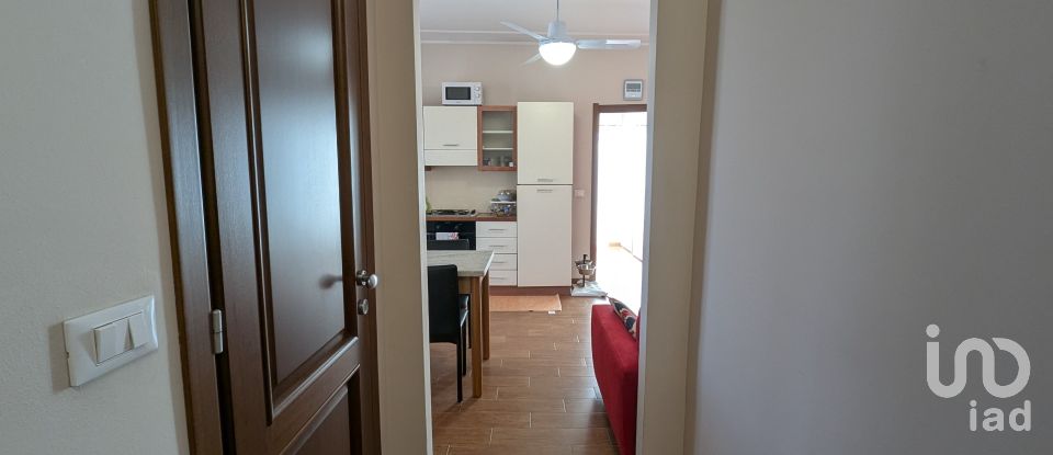 Three-room apartment of 70 m² in Borghetto Santo Spirito (17052)