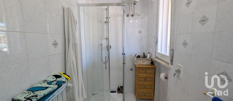 Three-room apartment of 70 m² in Borghetto Santo Spirito (17052)