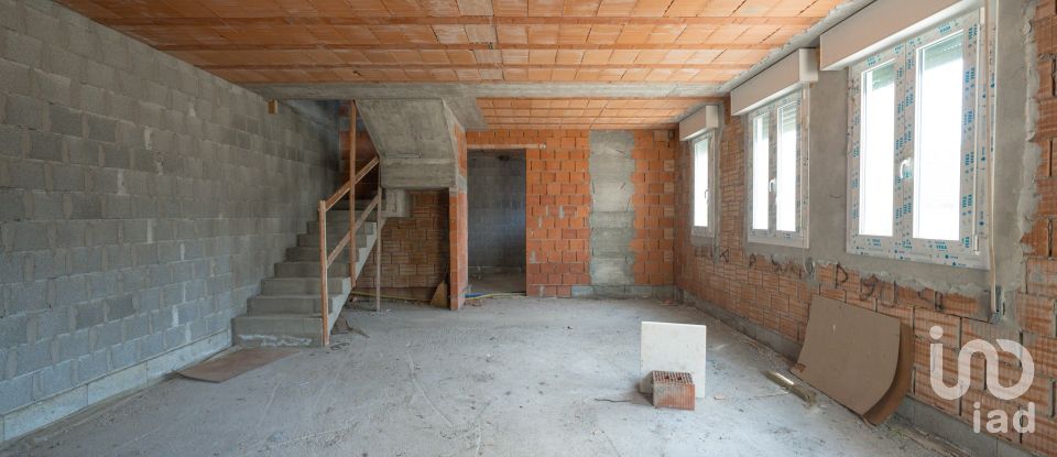 Traditional house 3 rooms of 102 m² in Codigoro (44021)