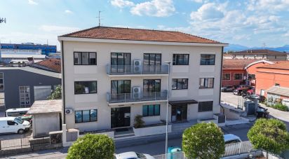 Uffici di 192 m² in Verona (37136)