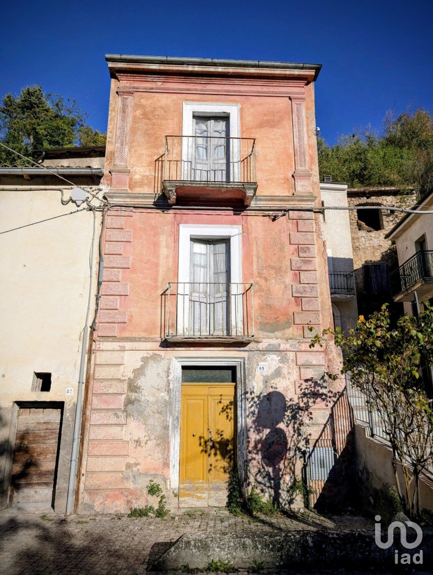 Casa di paese 4 locali di 56 m² in Goriano Sicoli (67030)