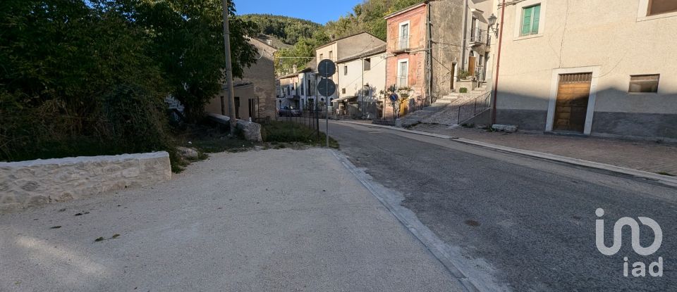 Casa di paese 4 locali di 56 m² in Goriano Sicoli (67030)