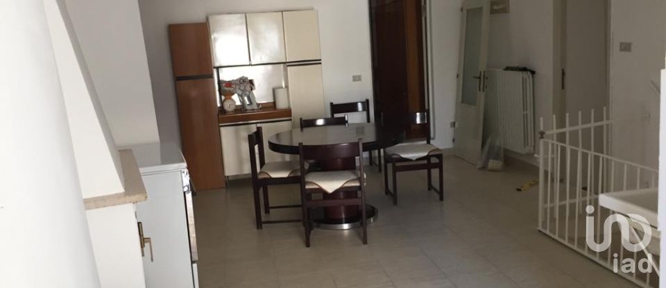 Three-room apartment of 94 m² in L'Aquila (67100)