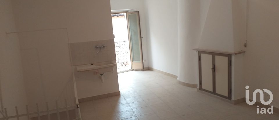 Three-room apartment of 94 m² in L'Aquila (67100)