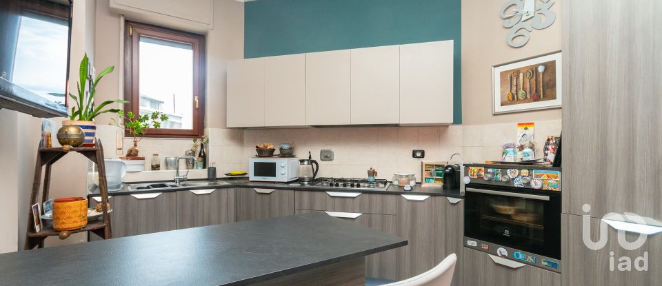 Trilocale di 98 m² a Nichelino (10042)
