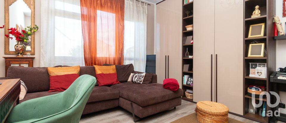Trilocale di 98 m² a Nichelino (10042)