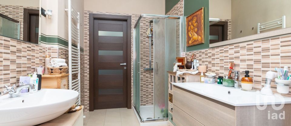 Trilocale di 98 m² a Nichelino (10042)