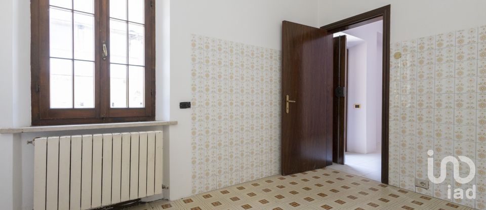 House 5 rooms of 100 m² in Pollenza (62010)