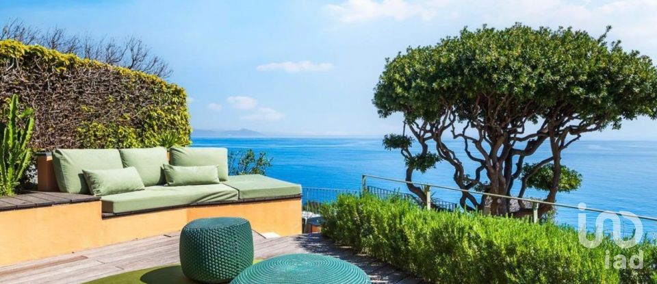 Mansion 8 rooms of 130 m² in Arenzano (16011)