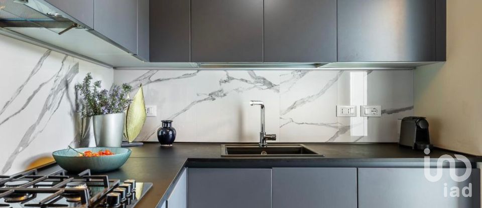 Mansion 8 rooms of 130 m² in Arenzano (16011)