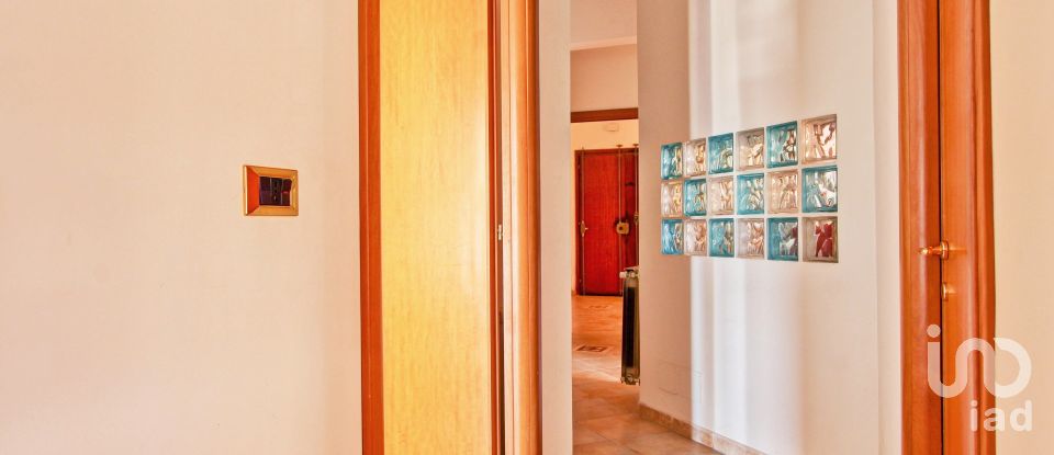 Apartment 7 rooms of 123 m² in Latina (04100)