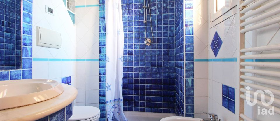 Apartment 7 rooms of 123 m² in Latina (04100)