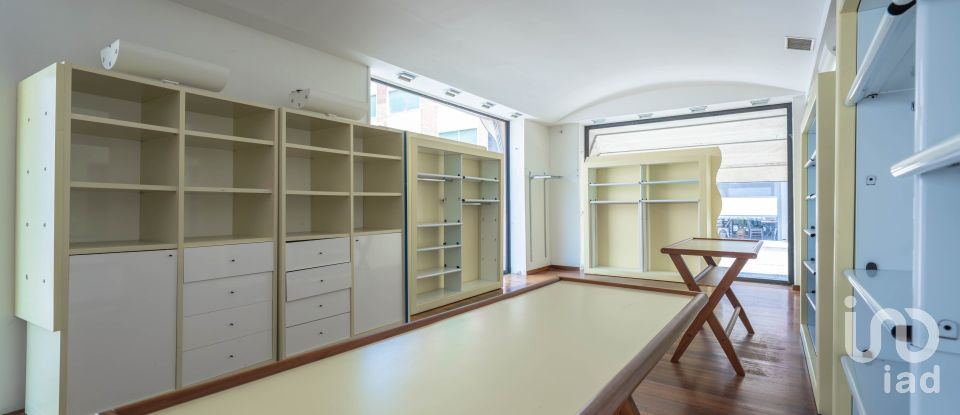 Negozio / locale commerciale di 156 m² in Portomaggiore (44015)