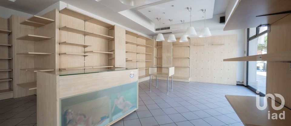 Negozio / locale commerciale di 156 m² in Portomaggiore (44015)