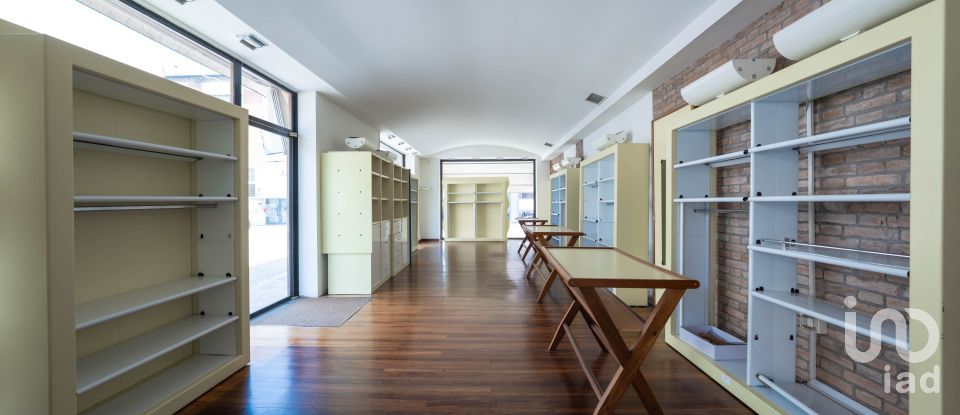 Negozio / locale commerciale di 156 m² in Portomaggiore (44015)