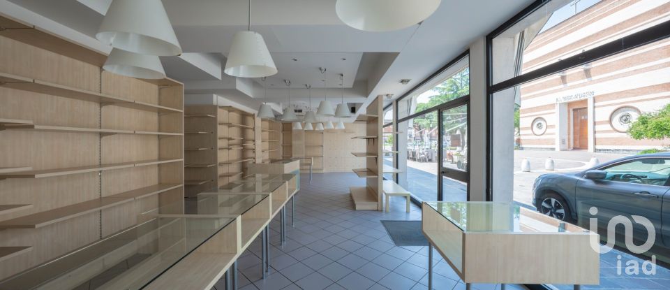 Negozio / locale commerciale di 156 m² in Portomaggiore (44015)