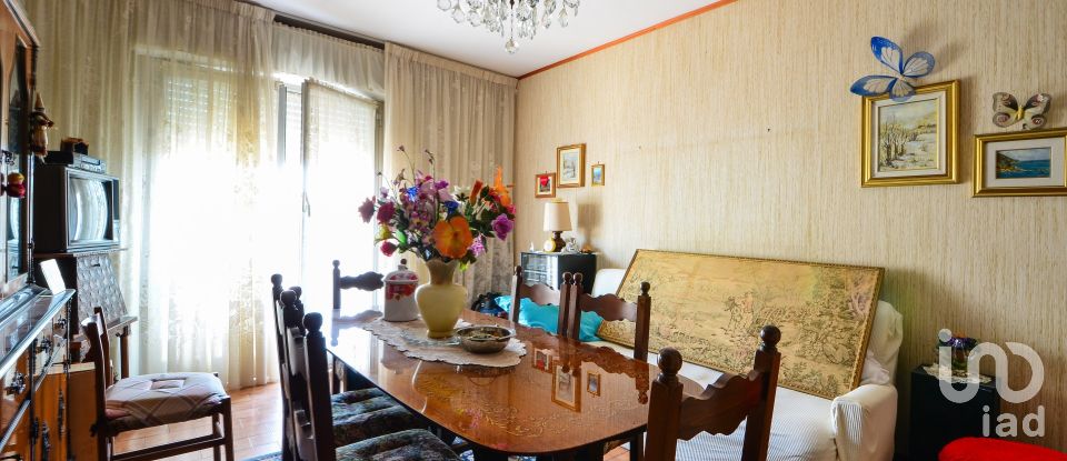 Appartamento 6 locali di 104 m² a Savona (17100)