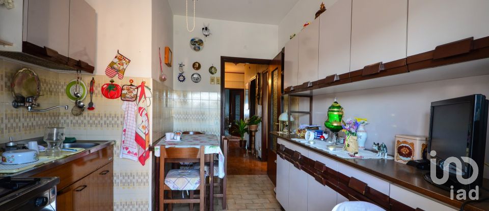 Appartamento 6 locali di 104 m² a Savona (17100)