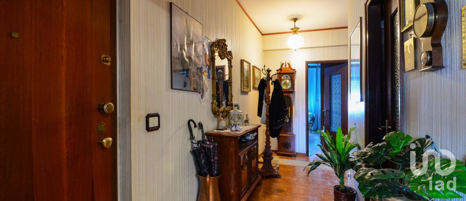 Appartamento 6 locali di 104 m² a Savona (17100)