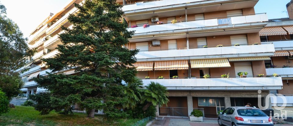 Appartamento 6 locali di 104 m² a Savona (17100)