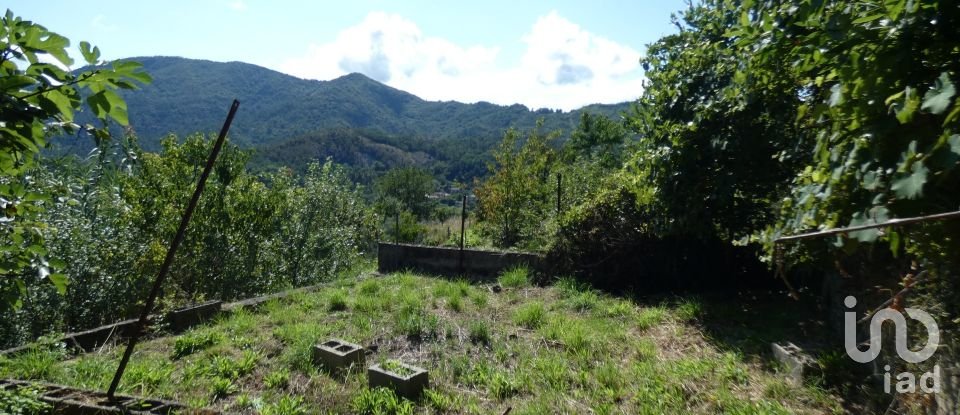 Apartment 5 rooms of 60 m² in Carro (19012)