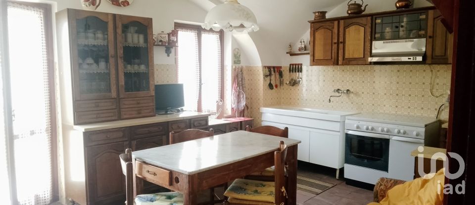 Casa indipendente / Villa 12 locali di 250 m² in Niella Tanaro (12060)