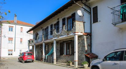 Casa indipendente / Villa 9 locali di 240 m² in Dego (17058)