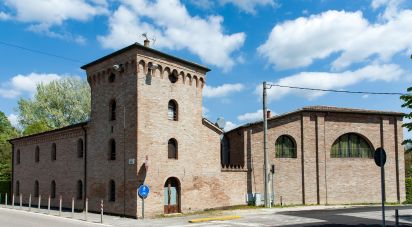 Casa indipendente / Villa 9 locali di 1.000 m² in Migliarino (44027)