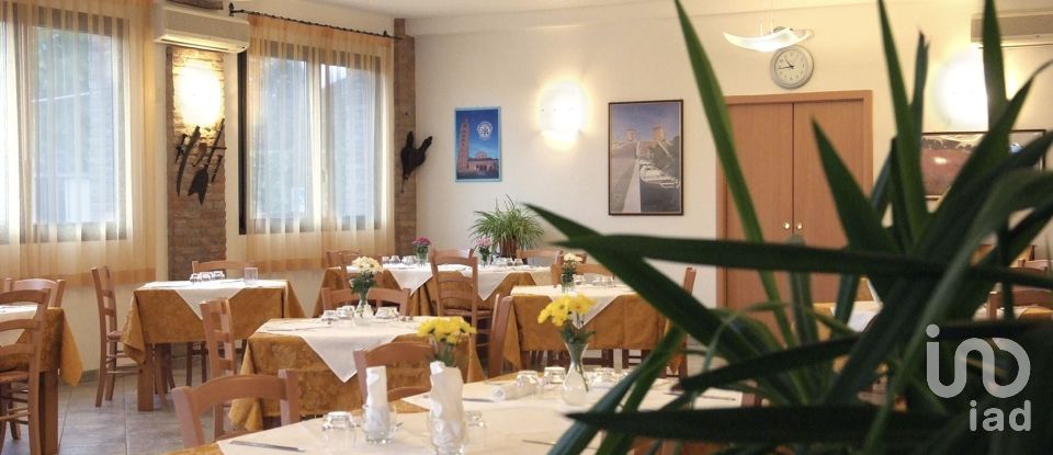 Casa indipendente / Villa 9 locali di 1.000 m² in Migliarino (44027)