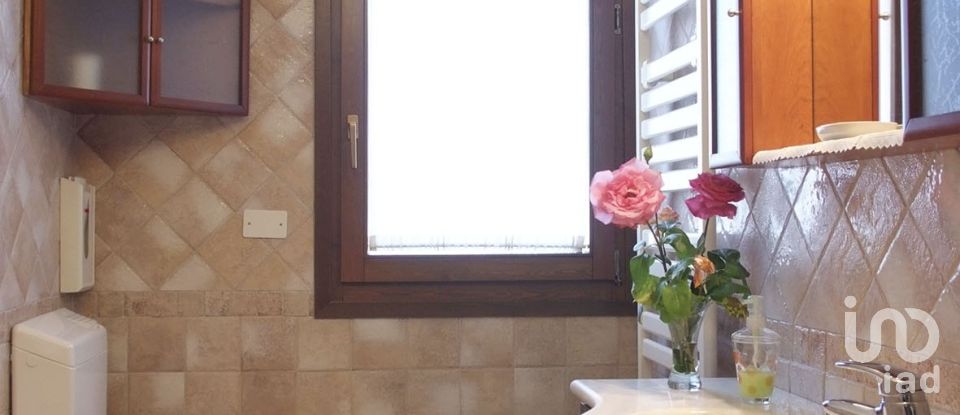 Casa indipendente / Villa 9 locali di 1.000 m² in Migliarino (44027)