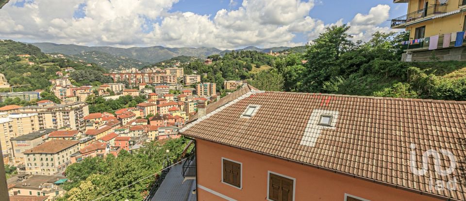 Appartamento 6 locali di 133 m² a Serra Riccò (16010)