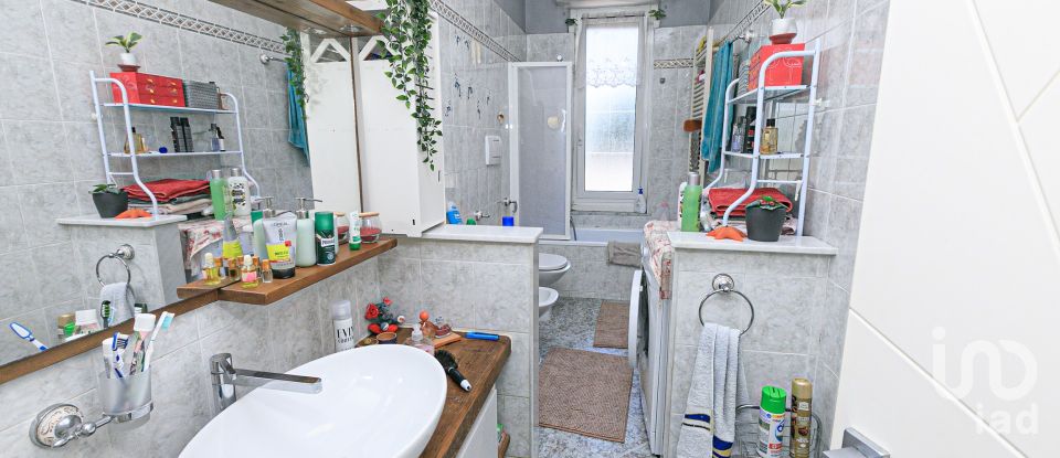 Appartamento 6 locali di 133 m² a Serra Riccò (16010)