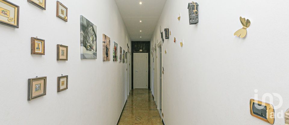 Appartamento 6 locali di 133 m² a Serra Riccò (16010)