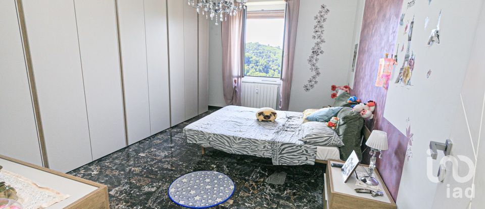 Appartamento 6 locali di 133 m² a Serra Riccò (16010)